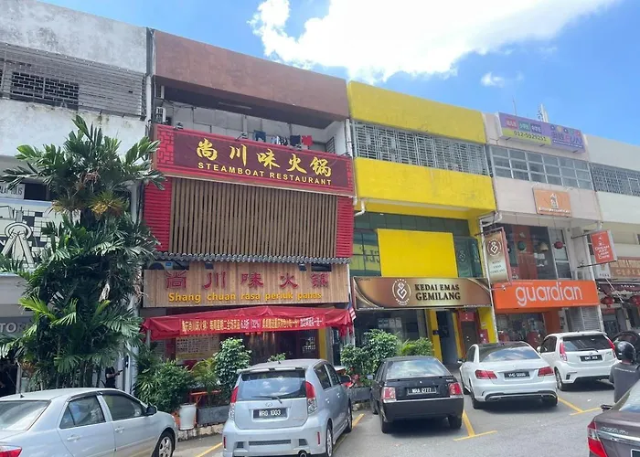 10Pax 4 Room Hidden Gem Sri Petaling 3 Min Bukit Jalil Stadium