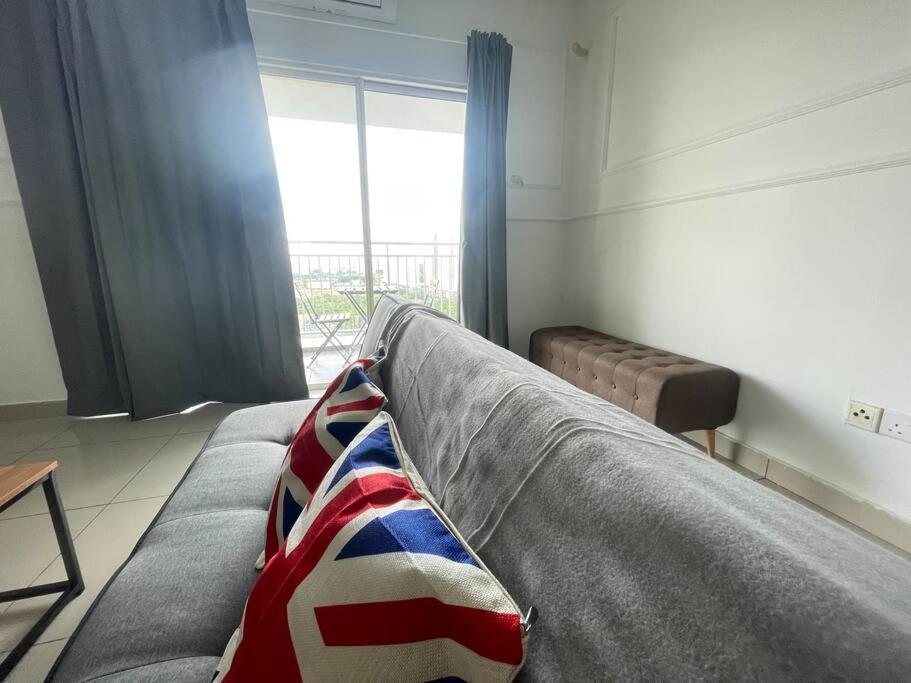 10pax 4 Hidden Gem Sri Petaling 3 Min Bukit Jalil Stadium Apartemen Kuala Lumpur